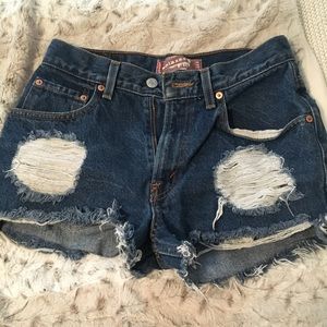 Levi jean shorts